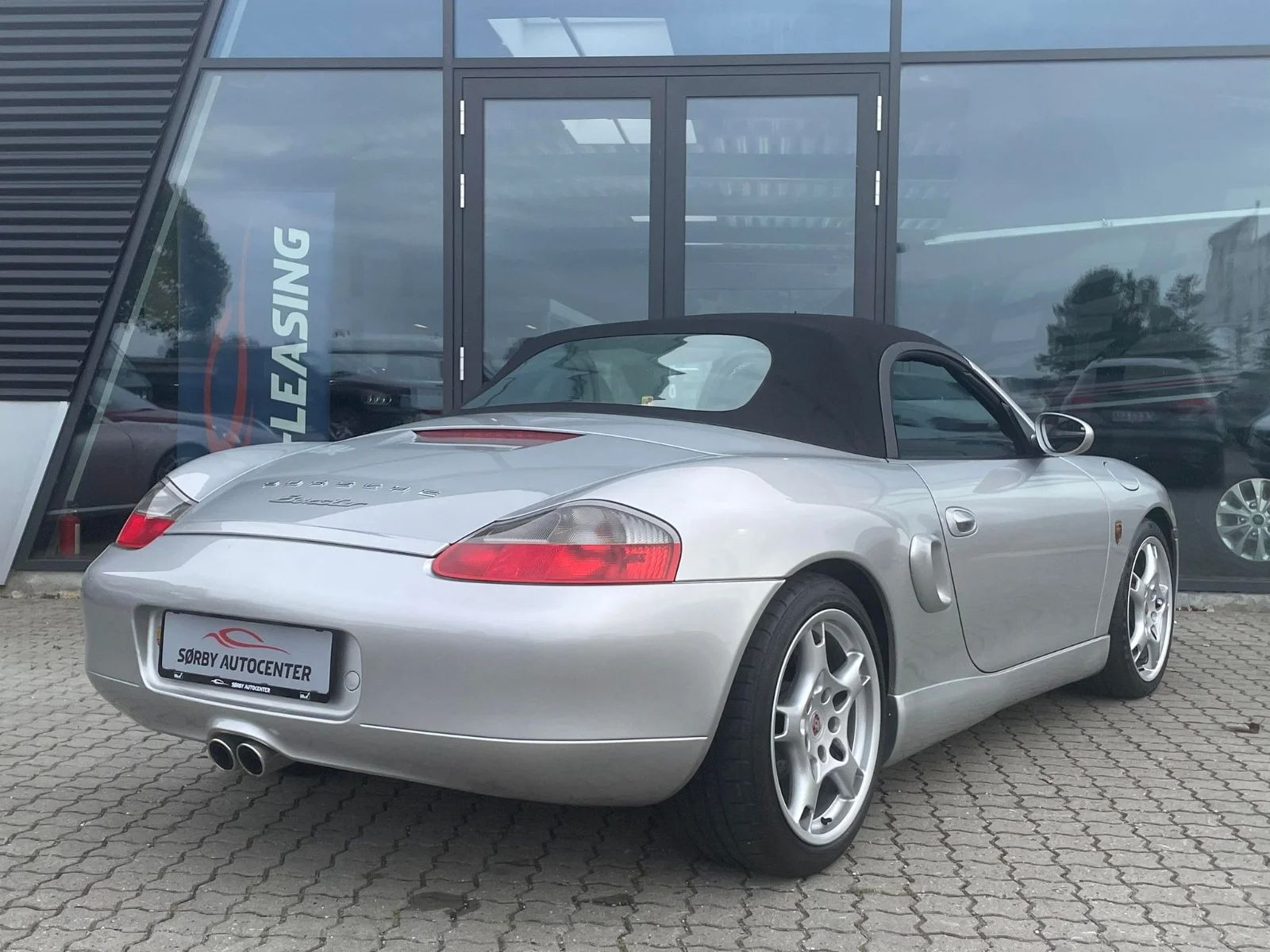 Porsche Boxster 2